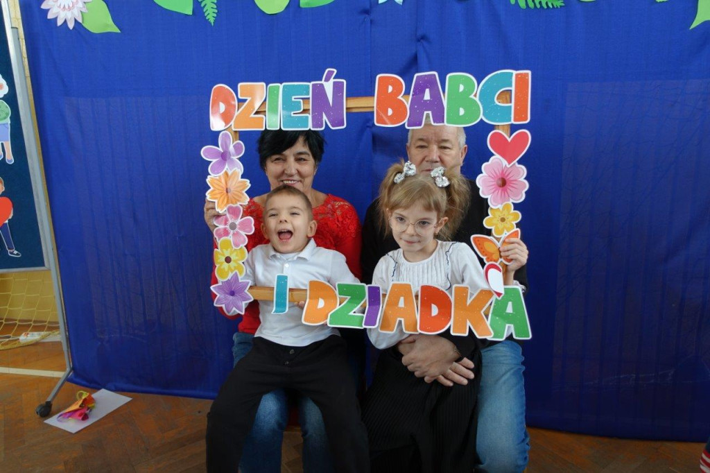 Dzień Babci i Dziadka w szkole w Białce
