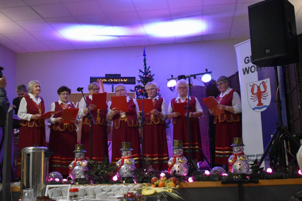 Otwarcie domu ludowego w Ostrówkach