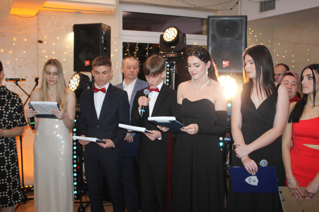 Studniówka w ZSS w Komarówce Podlaskiej