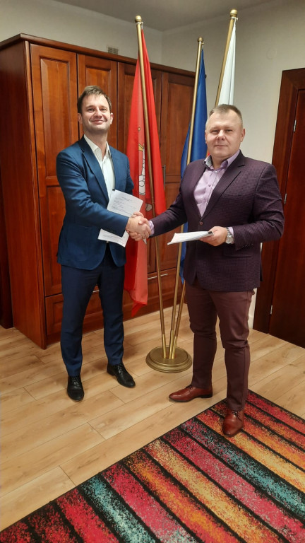 Podpisanie umów na przebudowy dróg w gminie Ulan