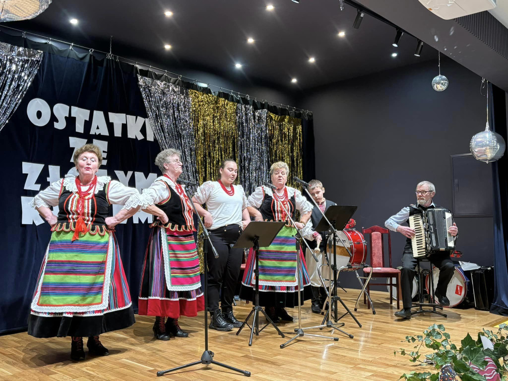 Ostatki z Zespołem Złoty Kłos w Ulanie-Majoracie