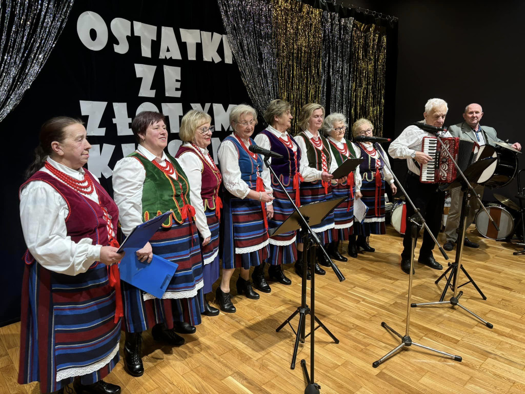 Ostatki z Zespołem Złoty Kłos w Ulanie-Majoracie