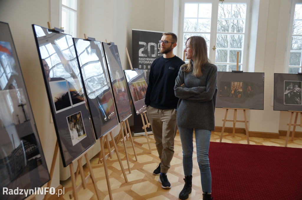 Wystawy radzyńskich artystów w pałacu Potockich