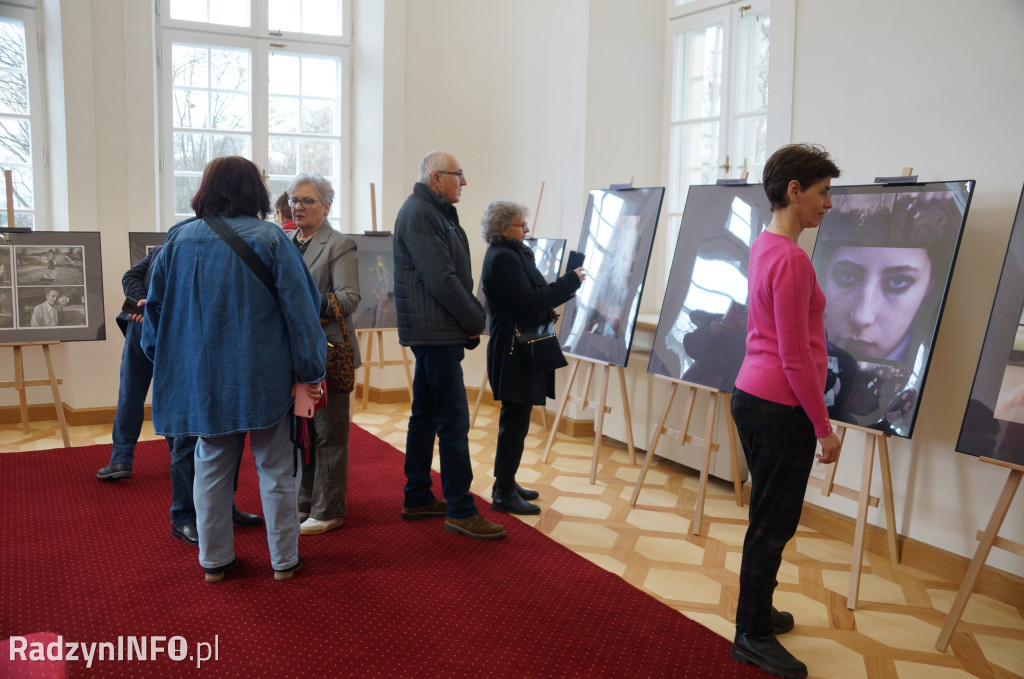 Wystawy radzyńskich artystów w pałacu Potockich