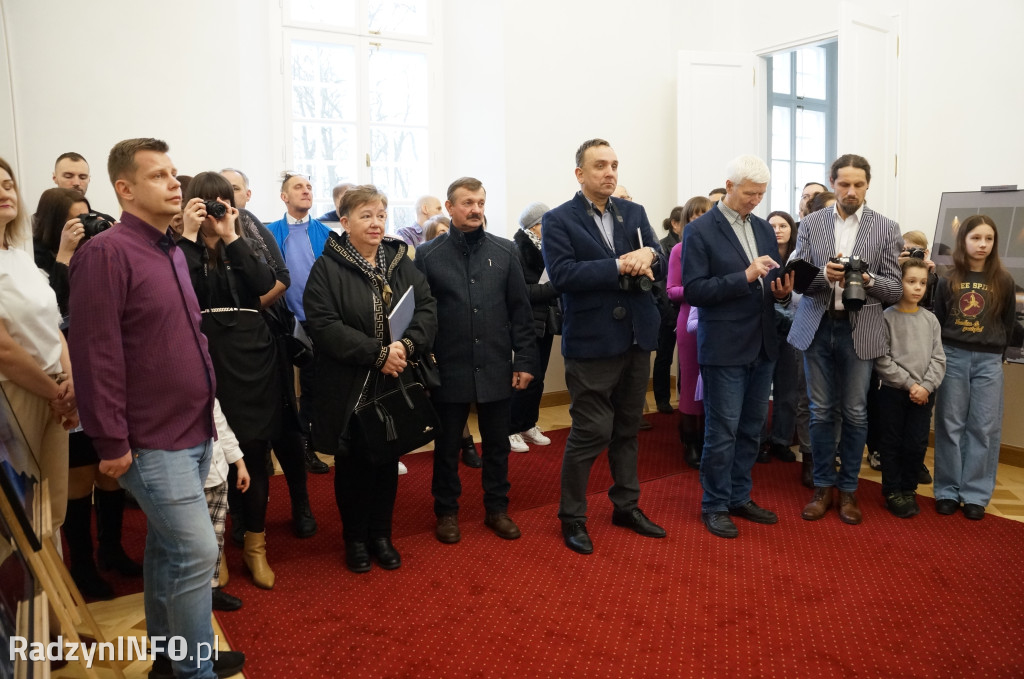 Wystawy radzyńskich artystów w pałacu Potockich