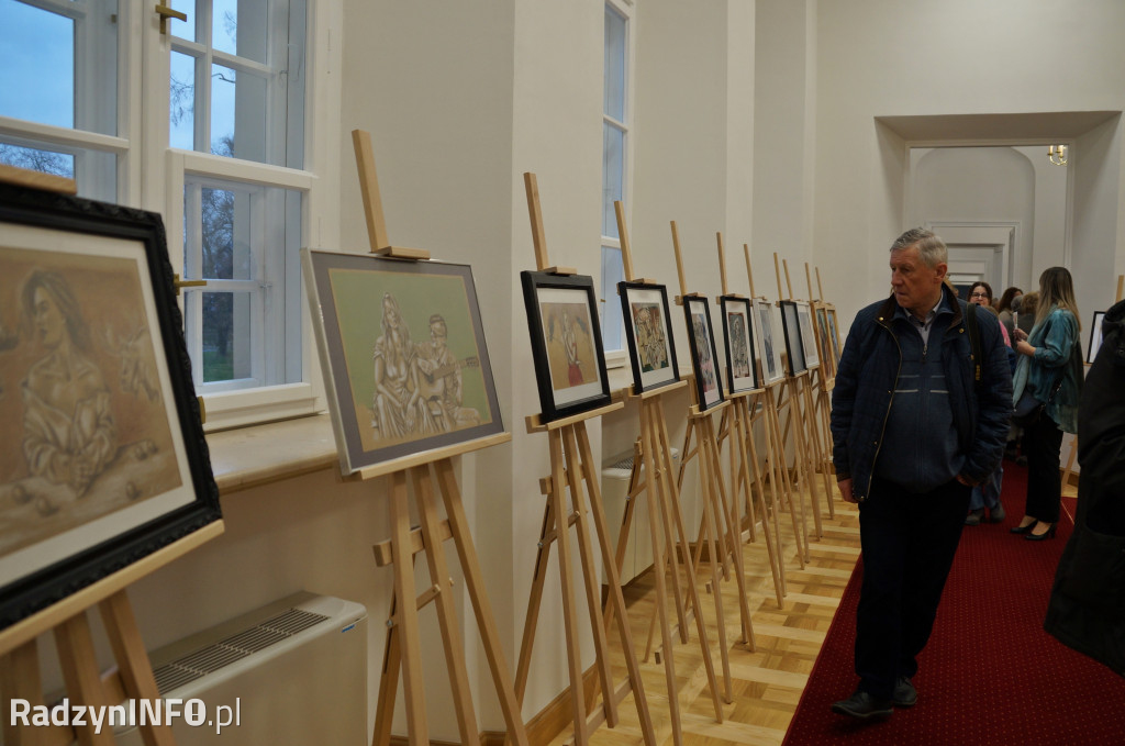 Wystawy radzyńskich artystów w pałacu Potockich