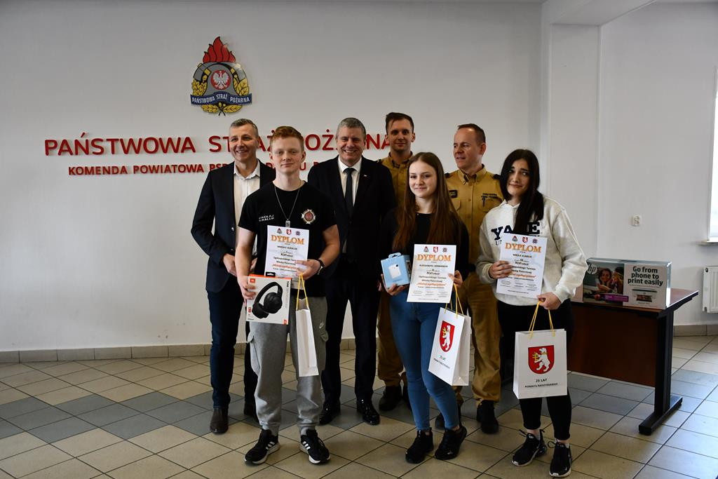 Powiatowe eliminacje turnieju wiedzy pożarniczej