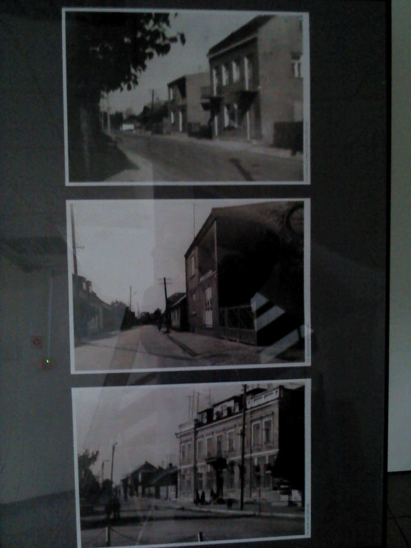 Wystawa starych zdjęć ul. Ostrowieckiej