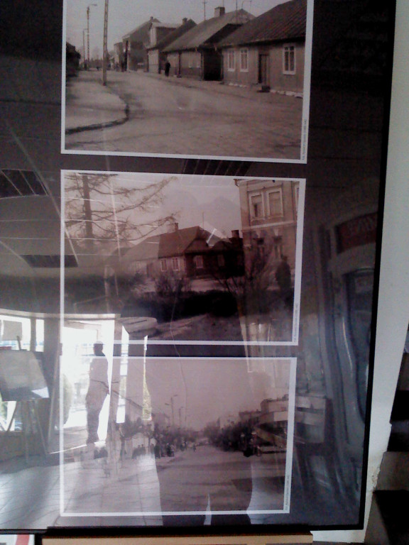 Wystawa starych zdjęć ul. Ostrowieckiej