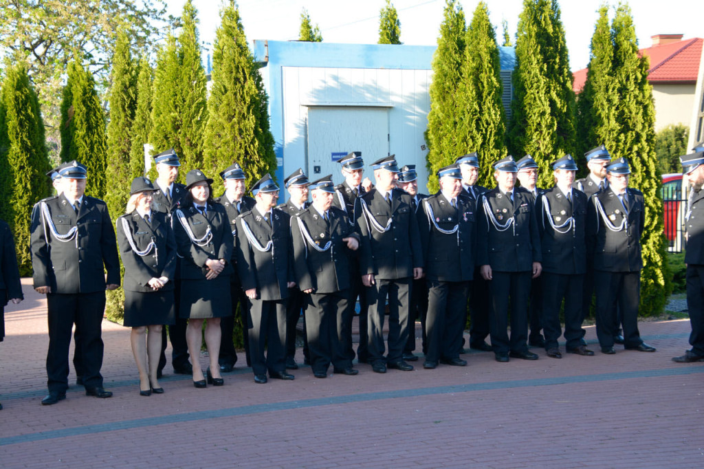 Przekazanie samochodu OSP w Brzostówcu