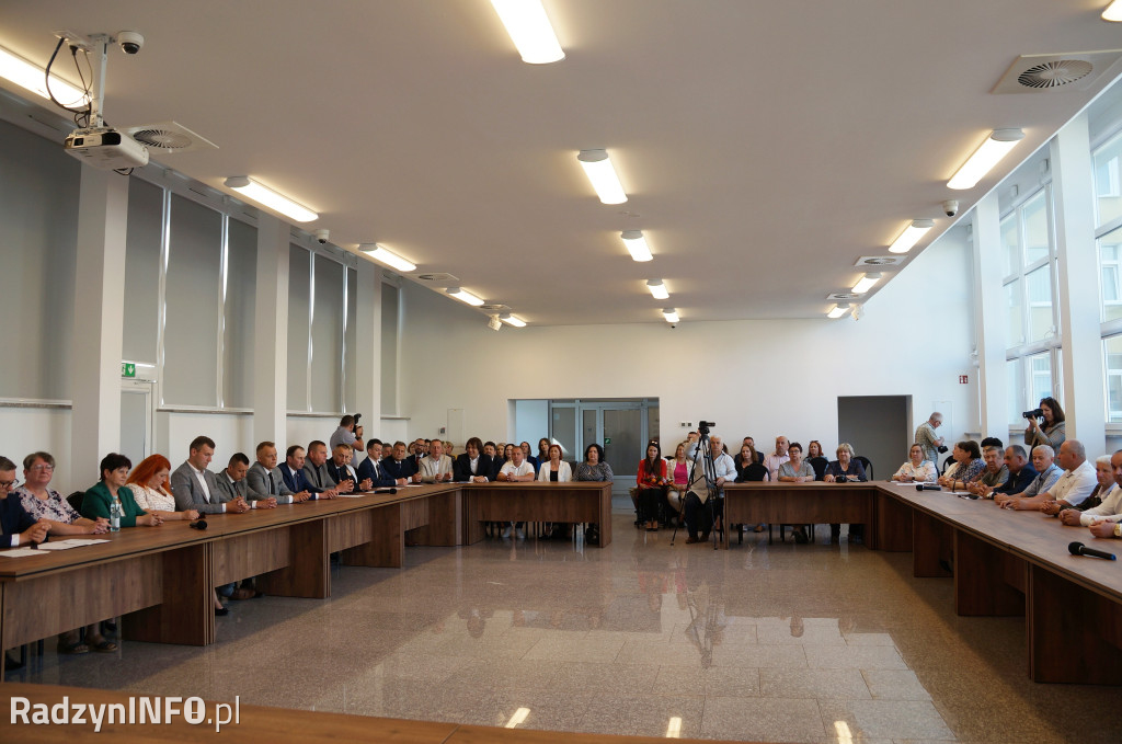 Pierwsza sesja Rady Gminy Radzyń Podlaski