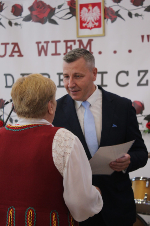 Obchody Dnia Matki w Derewicznej