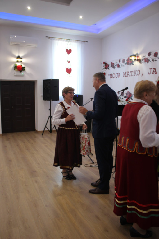 Obchody Dnia Matki w Derewicznej