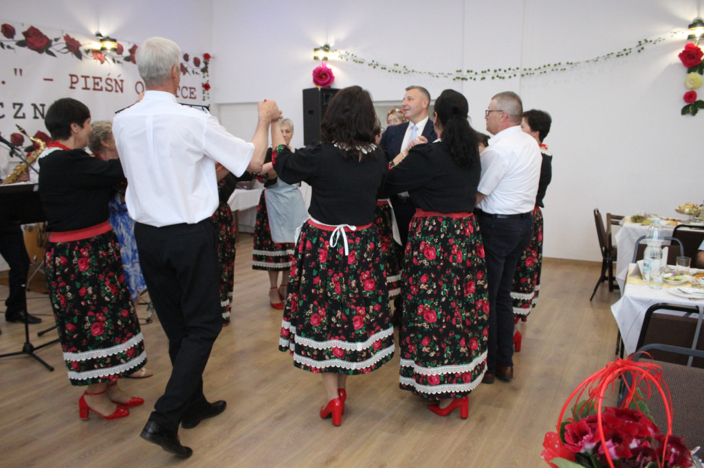 Obchody Dnia Matki w Derewicznej