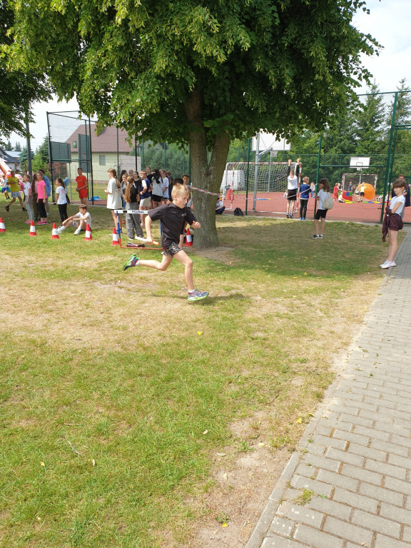 Sportowy Dzień Dziecka w Komarówce Podlaskiej