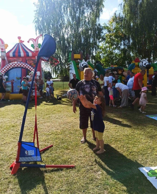 Gminny Piknik Rodzinny w Zbulitowie Dużym