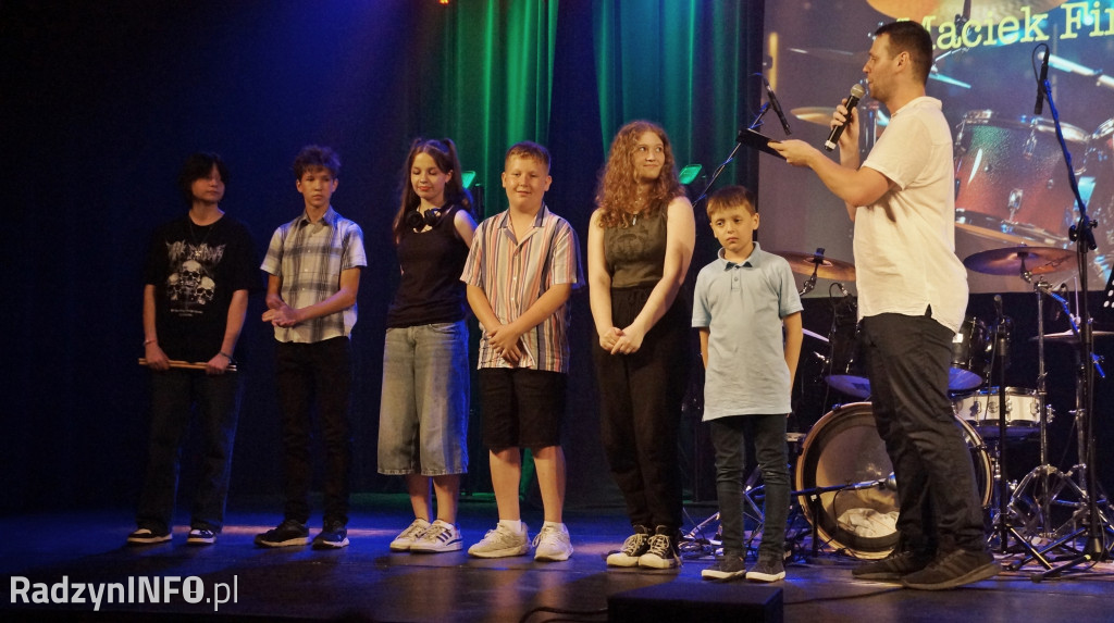 Koncert uczniów warsztatów perkusyjnych w ROK-u