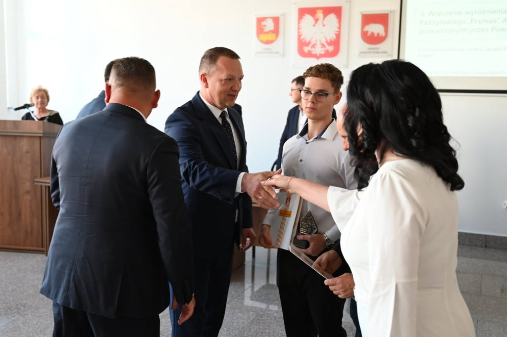 Nagrody starosty dla uczniów
