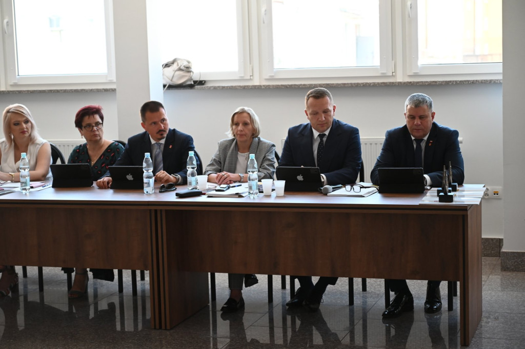 Nagrody starosty dla uczniów