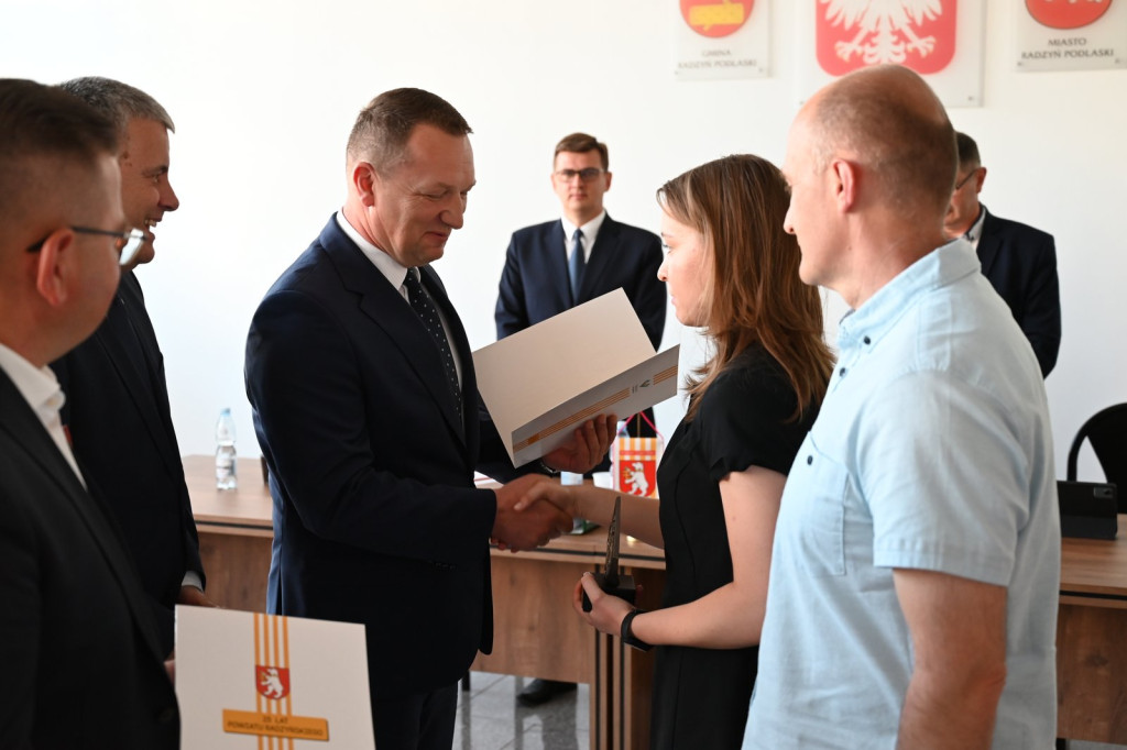 Nagrody starosty dla uczniów