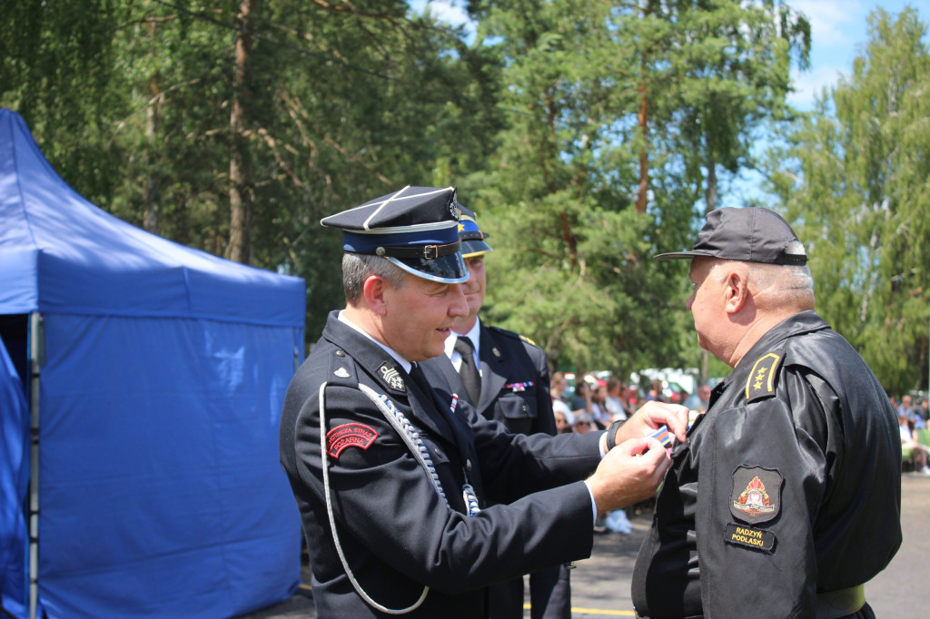 Zawody pożarnicze i Dzień Rodziny w Komarówce