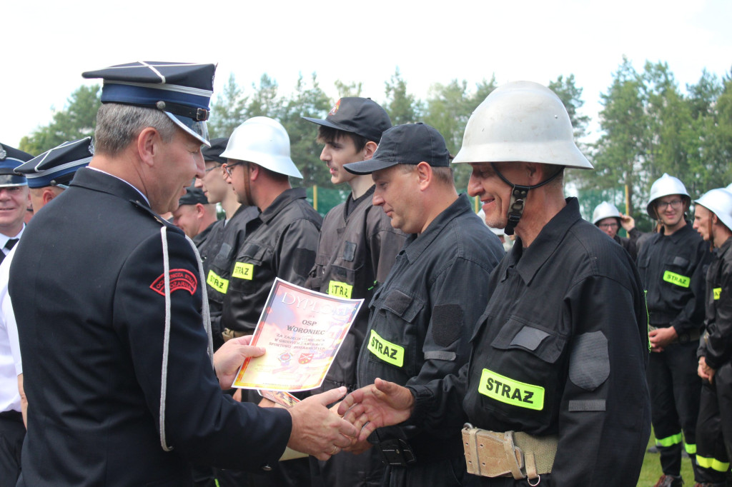 Zawody pożarnicze i Dzień Rodziny w Komarówce