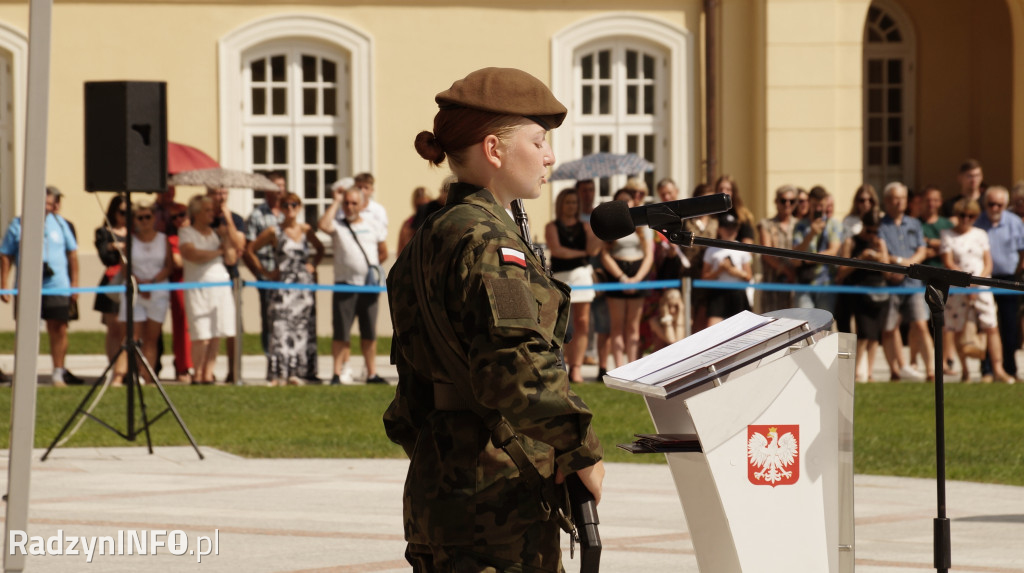 Przysięga żołnierzy WOT w Radzyniu