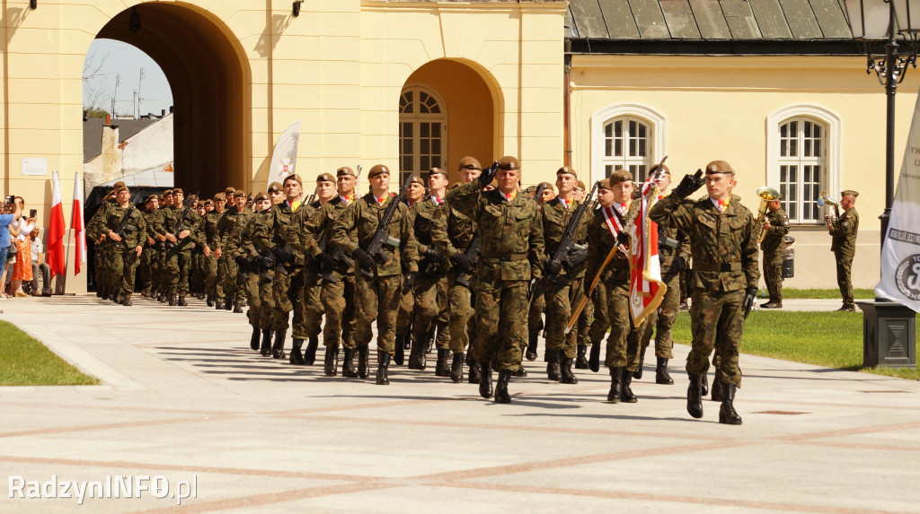 Przysięga żołnierzy WOT w Radzyniu