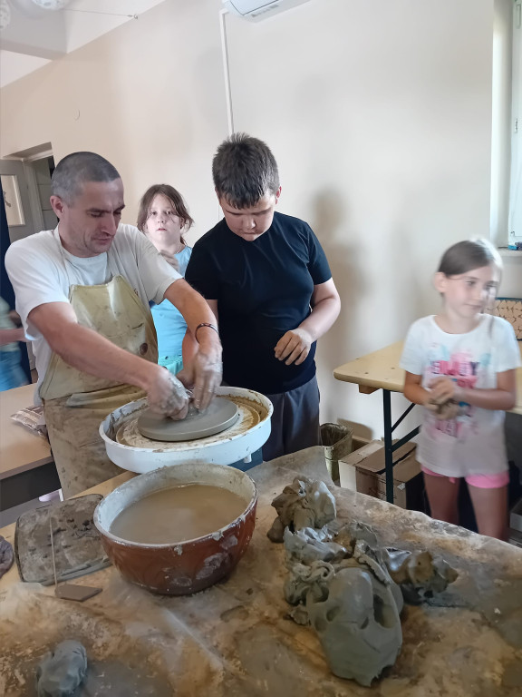 Warsztaty garncarskie w Ustrzeszy