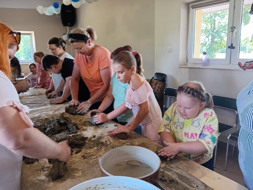 Warsztaty garncarskie w Ustrzeszy