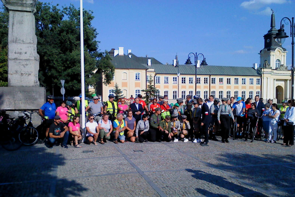 Rajd rowerowy upamiętniający wybuchu powstania