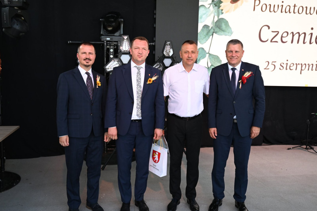 Dożynki gminno-powiatowe w Czemiernikach