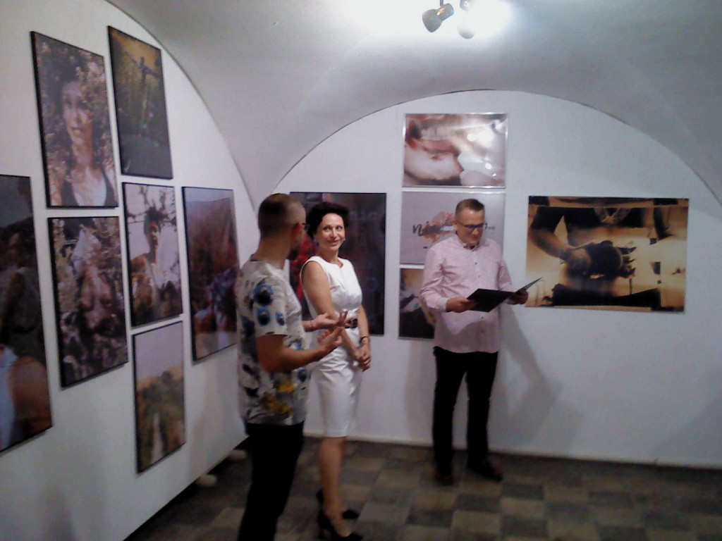 Wystawa grafiki i fotografii Anny Jakoniuk