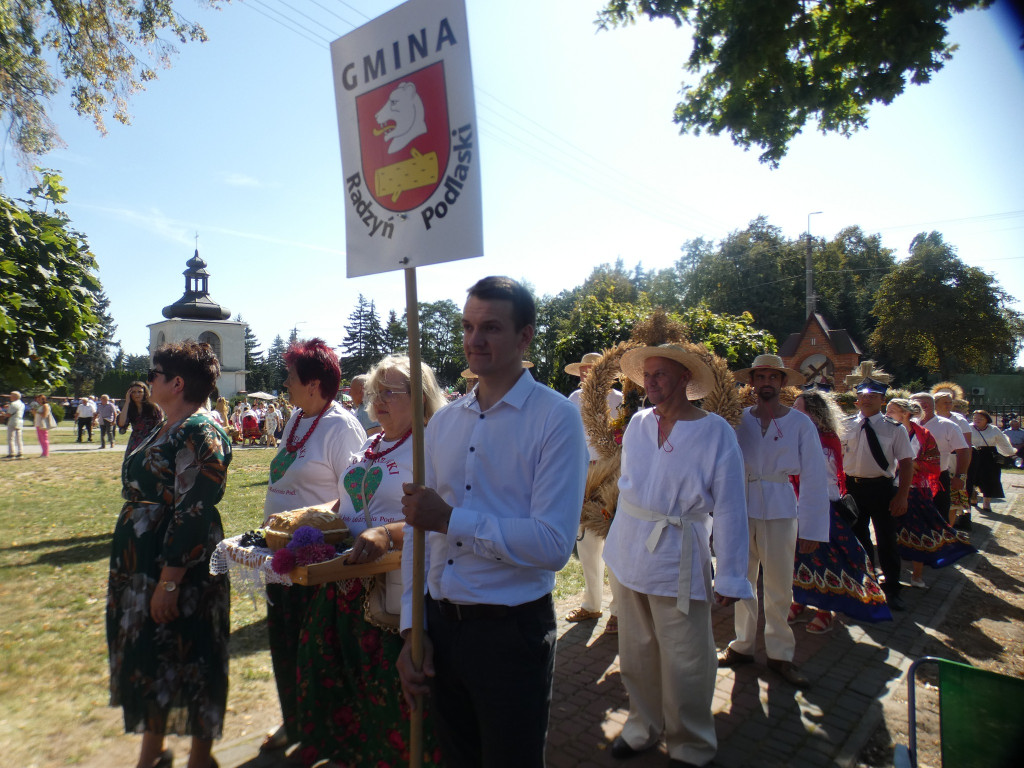 Delegacja gm. Radzyń na dożynkach diecezjalnych