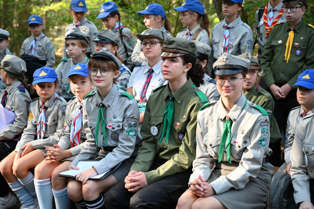 Uroczystość ku czci harcerzy zabitych w 1940 r.