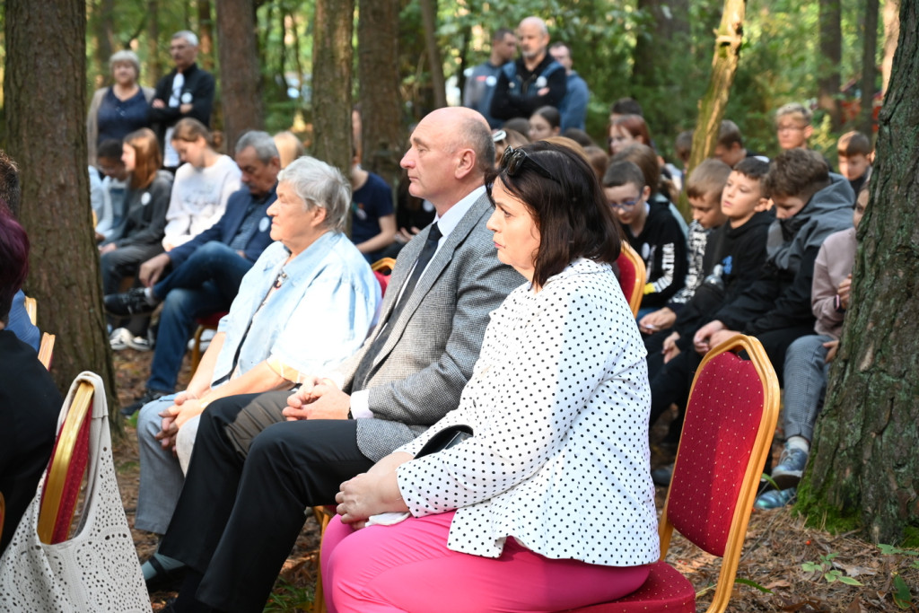 Uroczystość ku czci harcerzy zabitych w 1940 r.