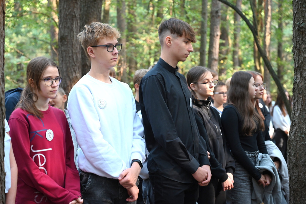 Uroczystość ku czci harcerzy zabitych w 1940 r.