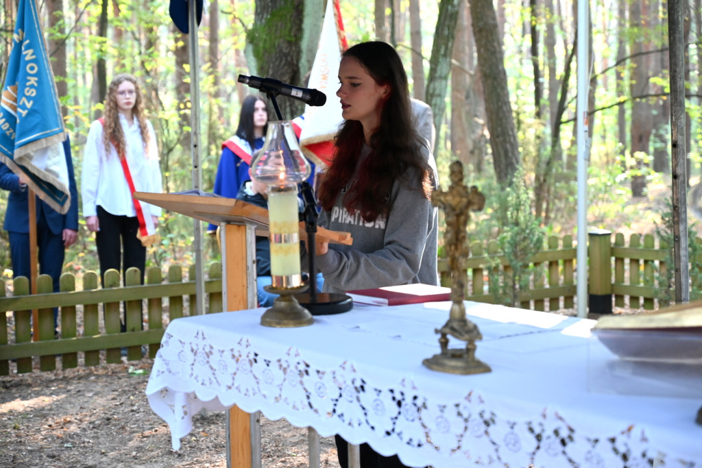 Uroczystość ku czci harcerzy zabitych w 1940 r.