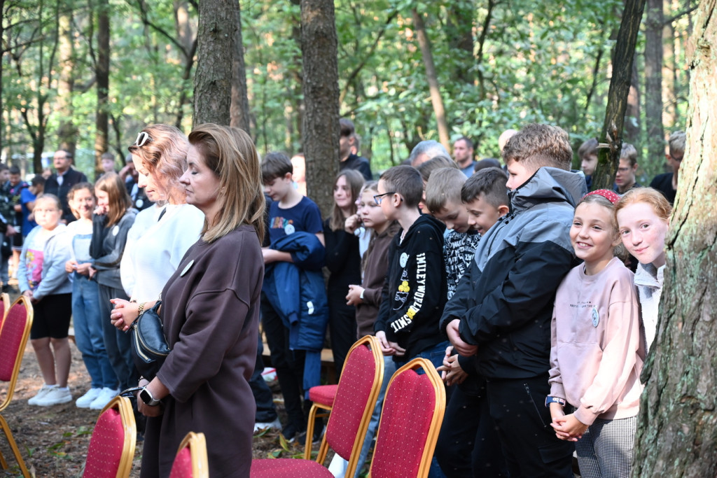 Uroczystość ku czci harcerzy zabitych w 1940 r.