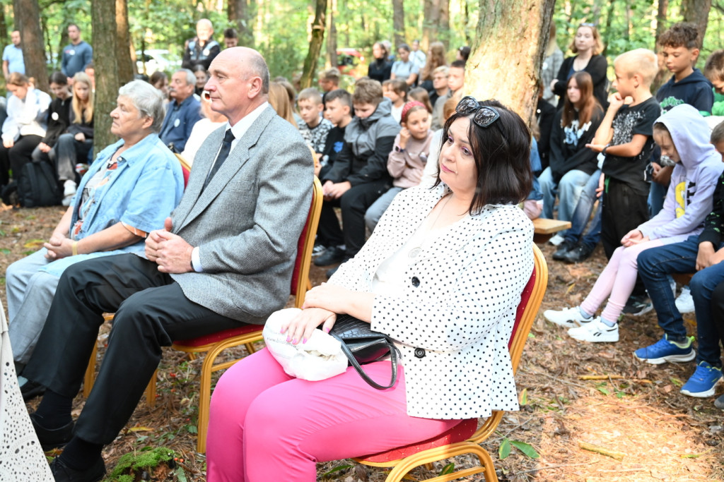 Uroczystość ku czci harcerzy zabitych w 1940 r.
