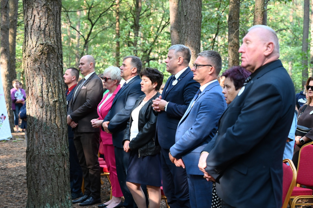 Uroczystość ku czci harcerzy zabitych w 1940 r.