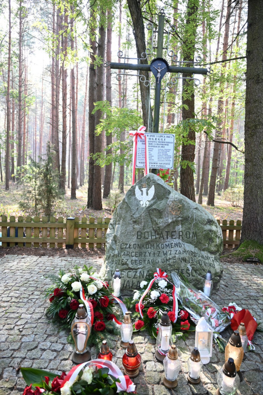 Uroczystość ku czci harcerzy zabitych w 1940 r.