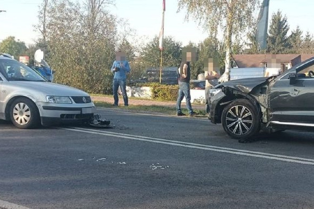Wypadek na ul. Kleeberga przez pijanego kierowcę