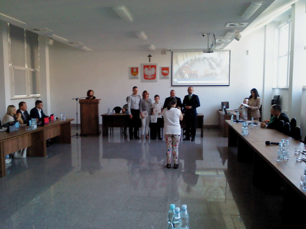 Wyróżnienie uczestników olimpiad na sesji Rady