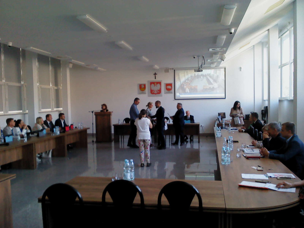 Wyróżnienie uczestników olimpiad na sesji Rady