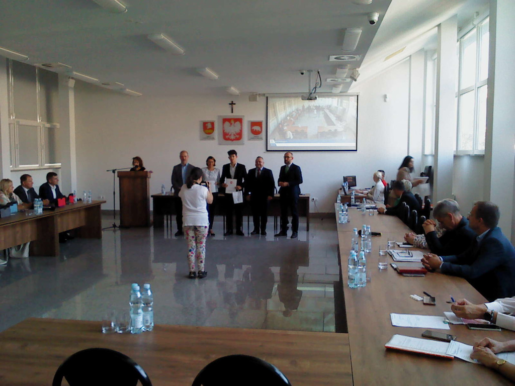 Wyróżnienie uczestników olimpiad na sesji Rady