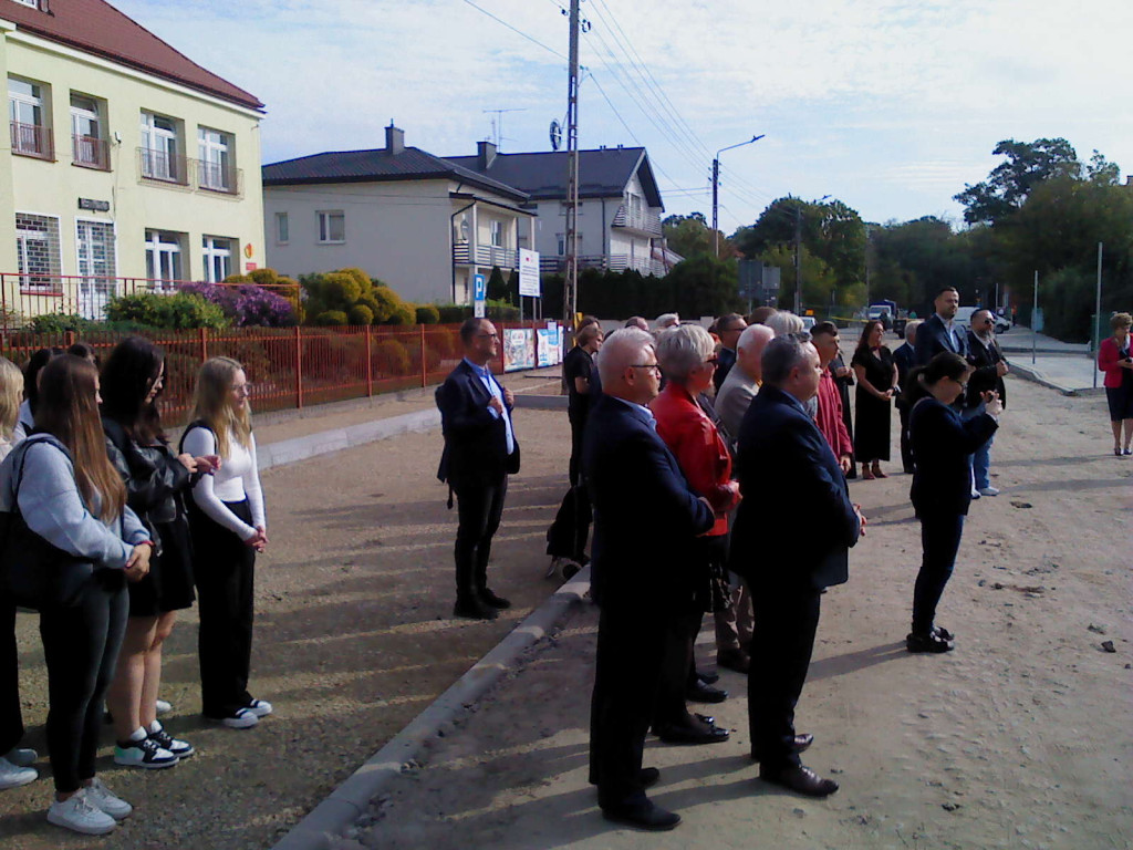 Odsłonięcie tablicy pamiątkowej na MBP
