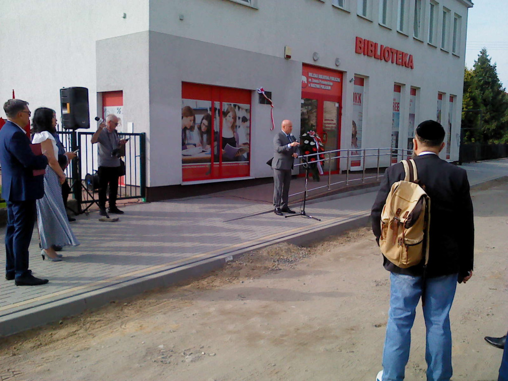 Odsłonięcie tablicy pamiątkowej na MBP