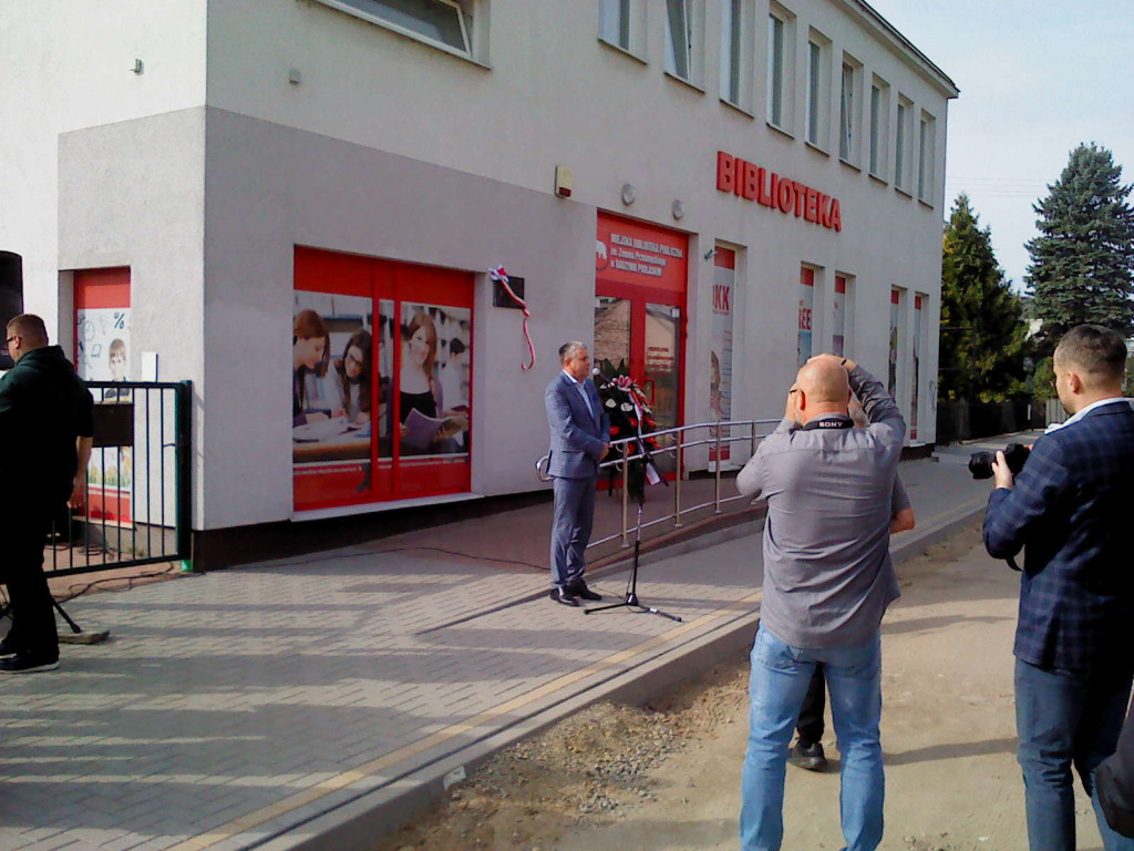 Odsłonięcie tablicy pamiątkowej na MBP