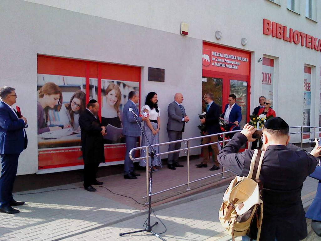 Odsłonięcie tablicy pamiątkowej na MBP